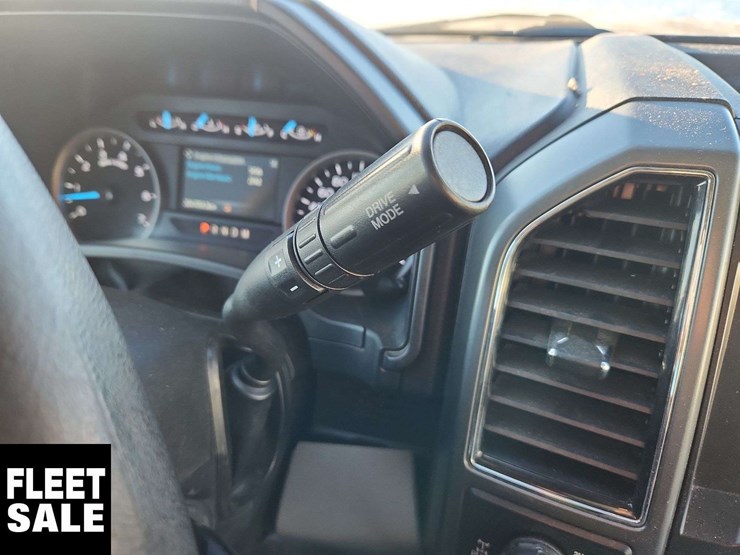 2021-ford-f350-image-25