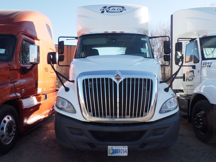 2017-international-prostar-image-2