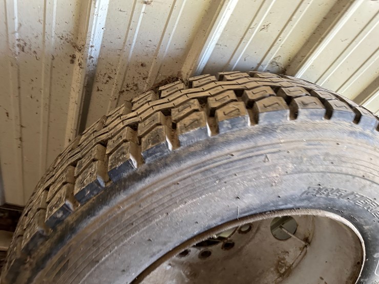 #35095-•-unused-lot-of-(3)-tires-image-9