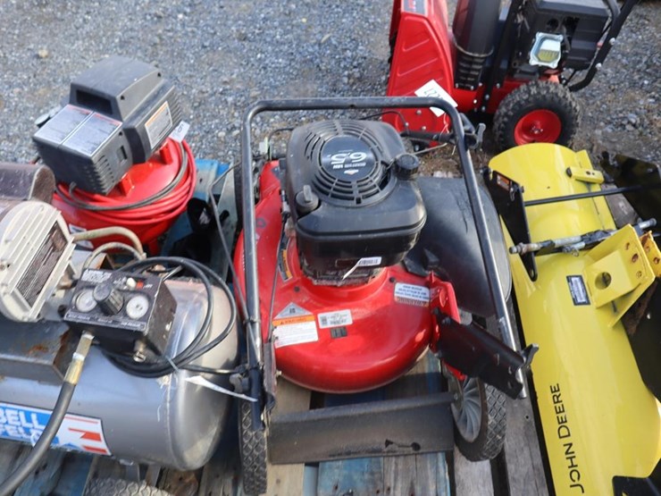 snapper-21in-mr2116578b-push-mower-image-4