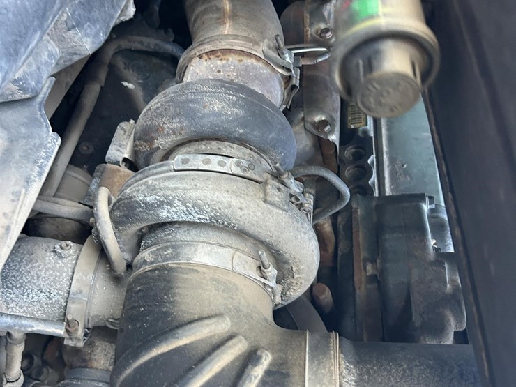 1999-volvo-vnl64t770-image-34