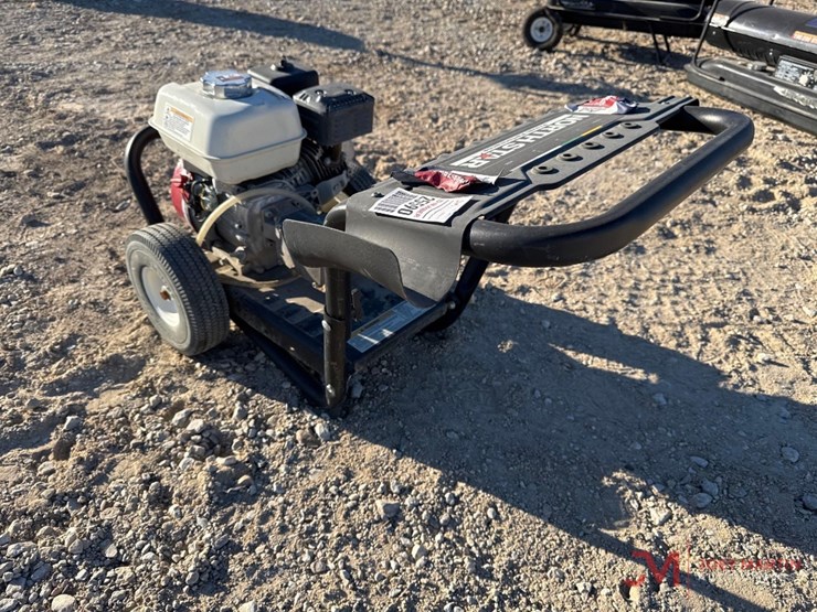 northstar-pressure-washer-image-3