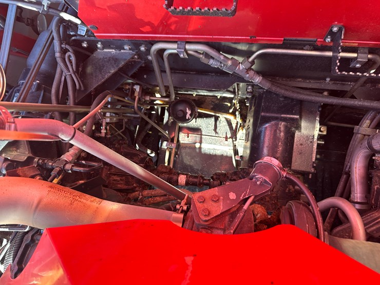 #35797-•-2011-case-7120-combine-image-81