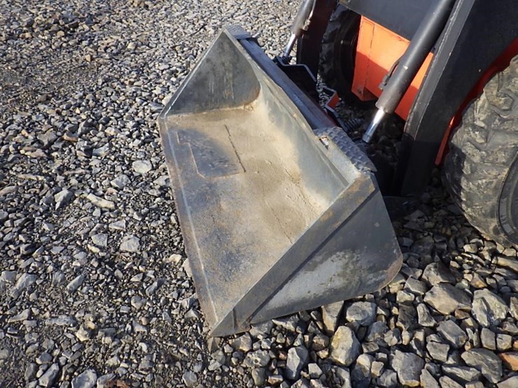 tcm-607-skid-steer-loader-image-10