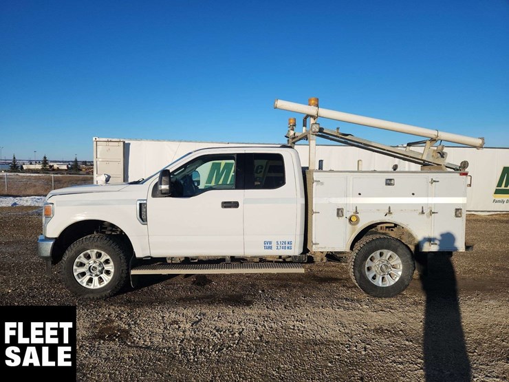 2021-ford-f350-image-10