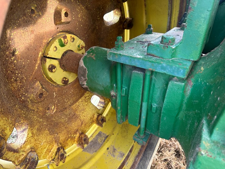 1970-john-deere-5020-image-12