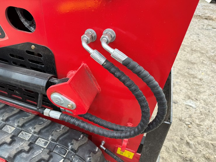 #92-•-unused-sdlool-sl380c-stand-on-tracked-loader-380j251001-inv#-36227-image-8