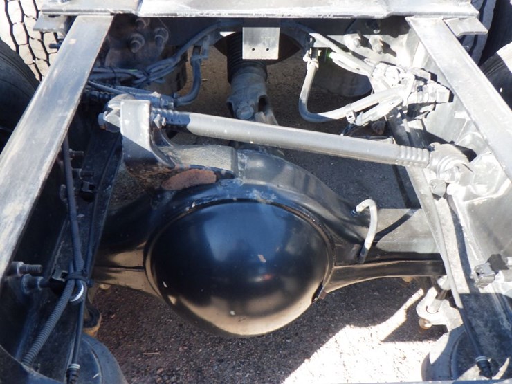 2017-international-prostar-image-10