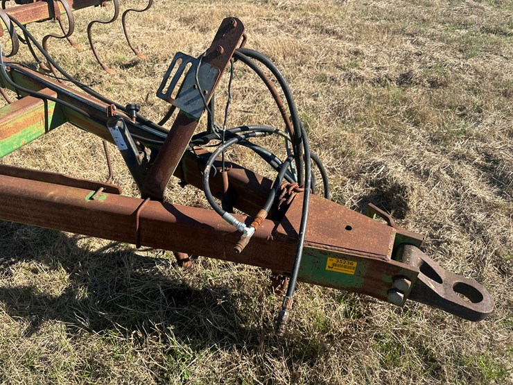 john-deere-42-image-44