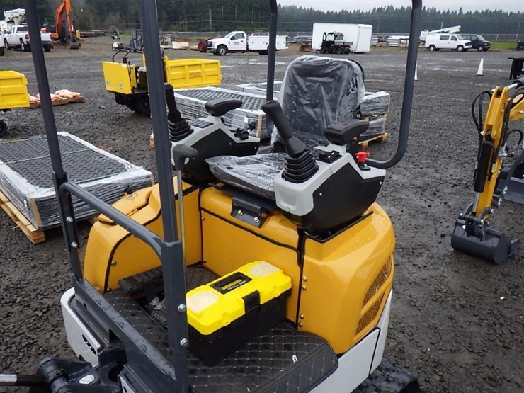 2025-sdlanch-sdle20-hydraulic-excavator-image-19