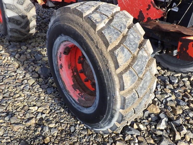 kubota-tractor-image-17