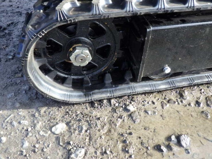 2025-vicsec-20-hydraulic-excavator-image-18