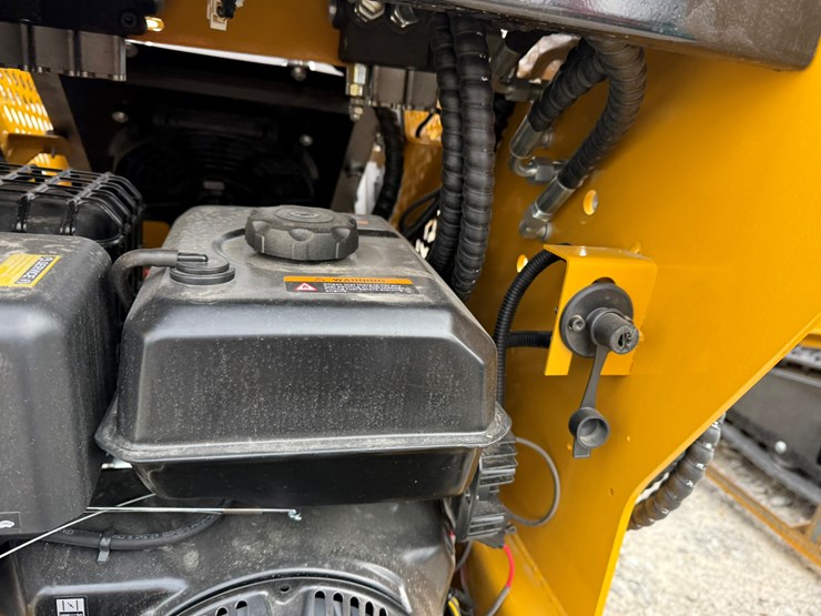 #84-•-unused-agt-mx-mrt14-stand-on-skid-steer-loader-mxmrt142025000994-inv#-35730-image-11