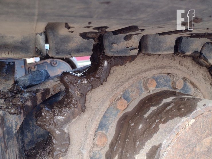 2014-bobcat-e85-image-31