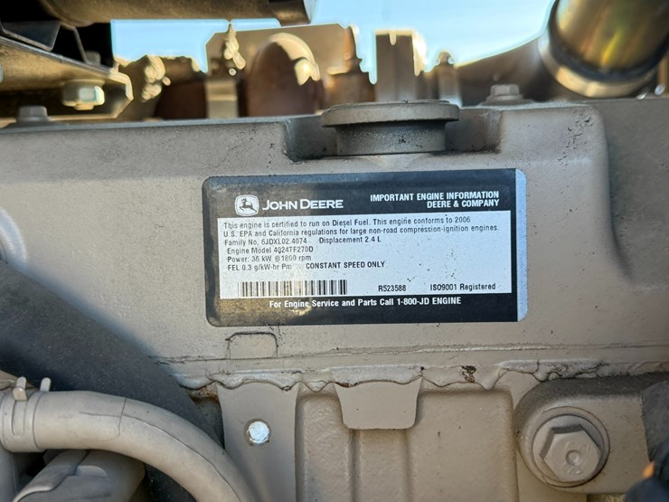 2007-john-deere-4024t-image-23