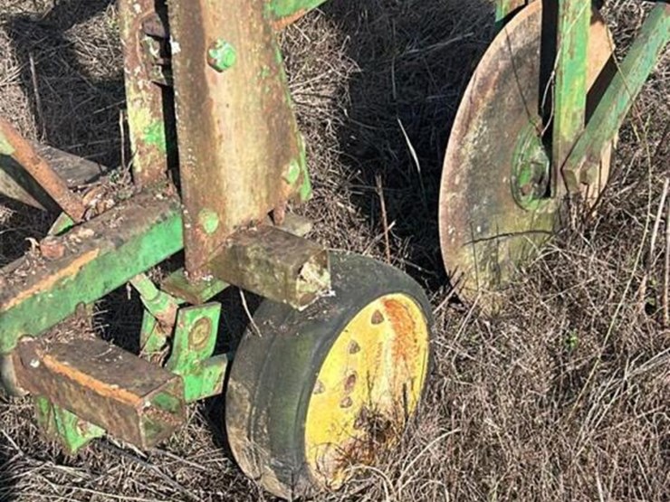 john-deere-825-image-4