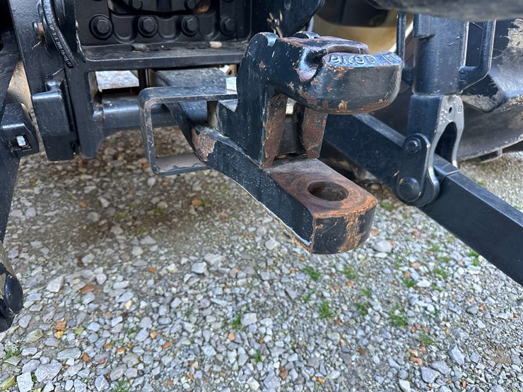 2014-new-holland-t8.330-image-24