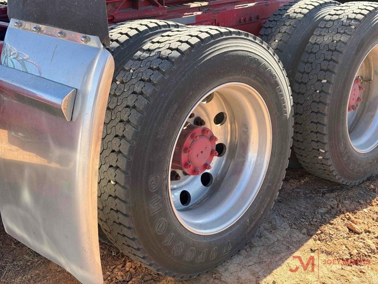 2021-peterbilt-389-image-20