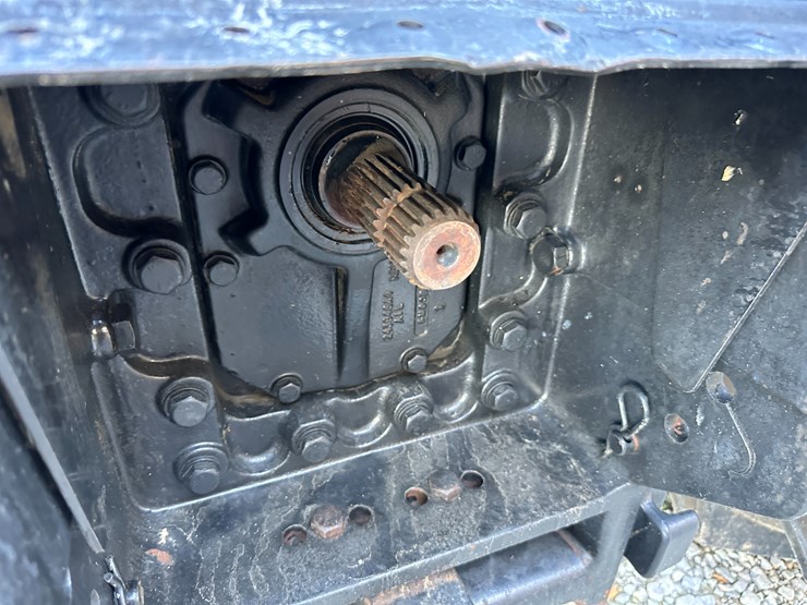 #35799-•-2004-case-mx285-tractor-image-23