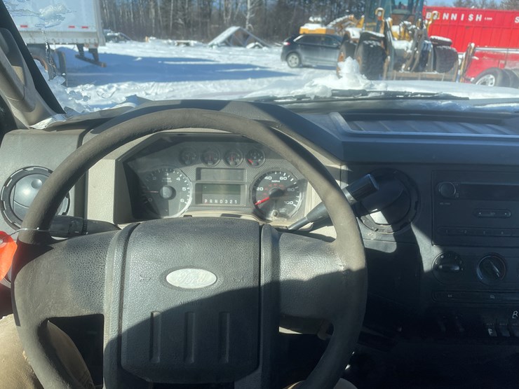 2009-ford-f450-image-35