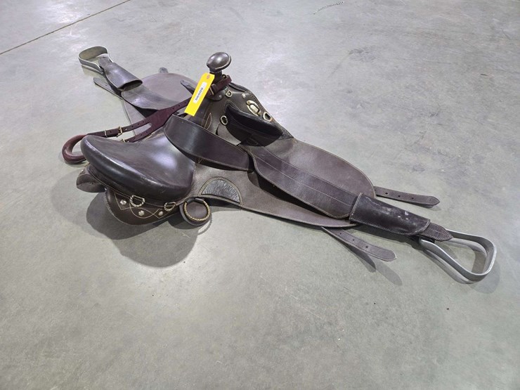 riding-saddle-image-3