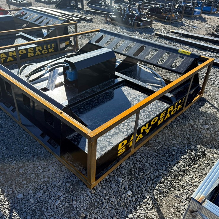 #2041 • Unused Mower King SSRC 6' Skid Steer Brush Cutter SSRC25111501CINV# 35731