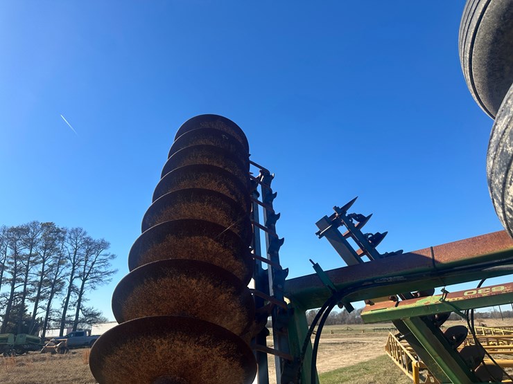 john-deere-27-image-29