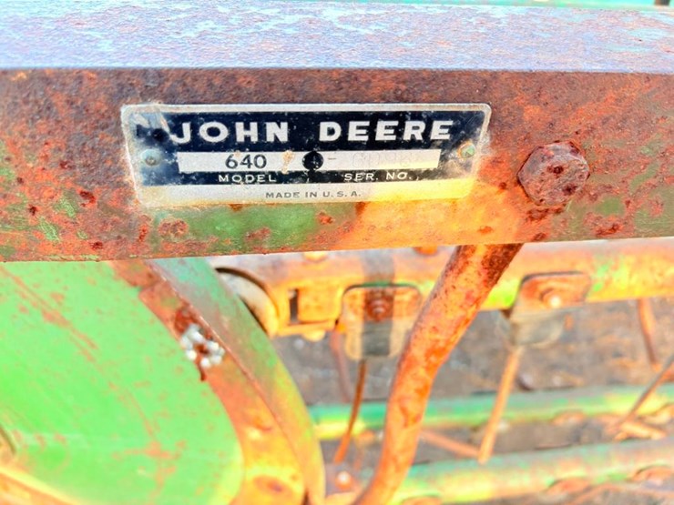 john-deere-640-image-5
