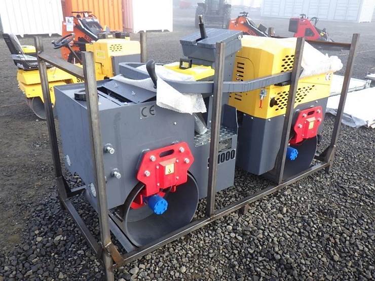 2025-sdlool-1000-vibratory-smooth-drum-roller-image-3