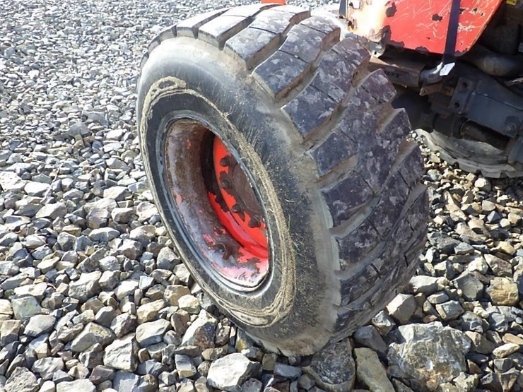 kubota-tractor-image-16