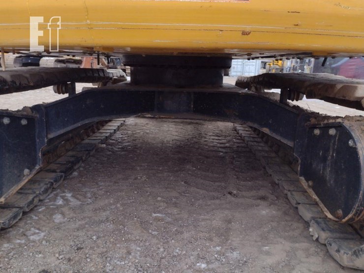 2021-deere-85g-image-52