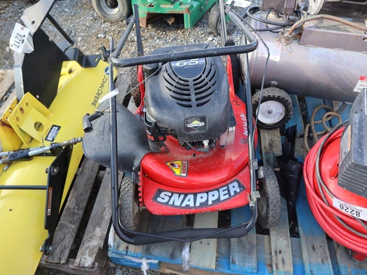 snapper-21in-mr2116578b-push-mower-image-3
