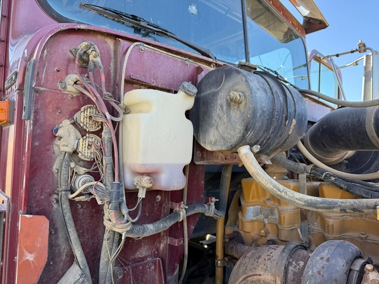 1997-caterpillar-10-image-103