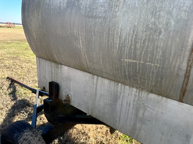 #35822-•-~1,000-gallon-fuel-wagon-image-20