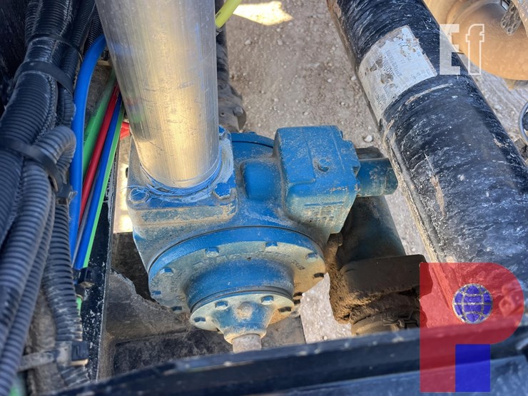 2022-freightliner-coronado-122-sd-image-12