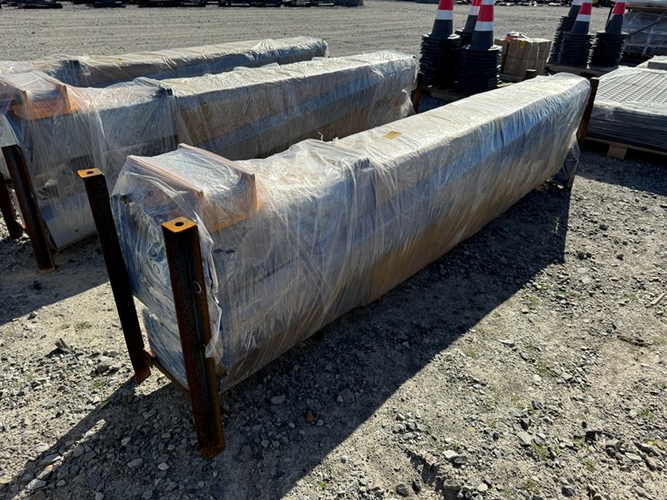 #33676-•-unused-10,000lb-two-post-lift-image-4