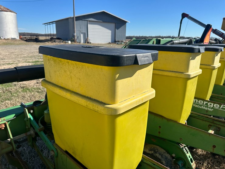 35257-john-deere-12-image-38