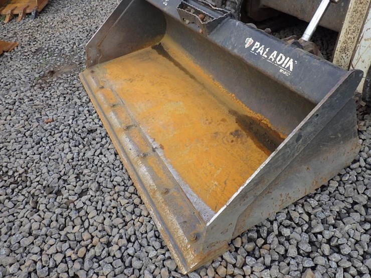 takeuchi-tl130-image-11