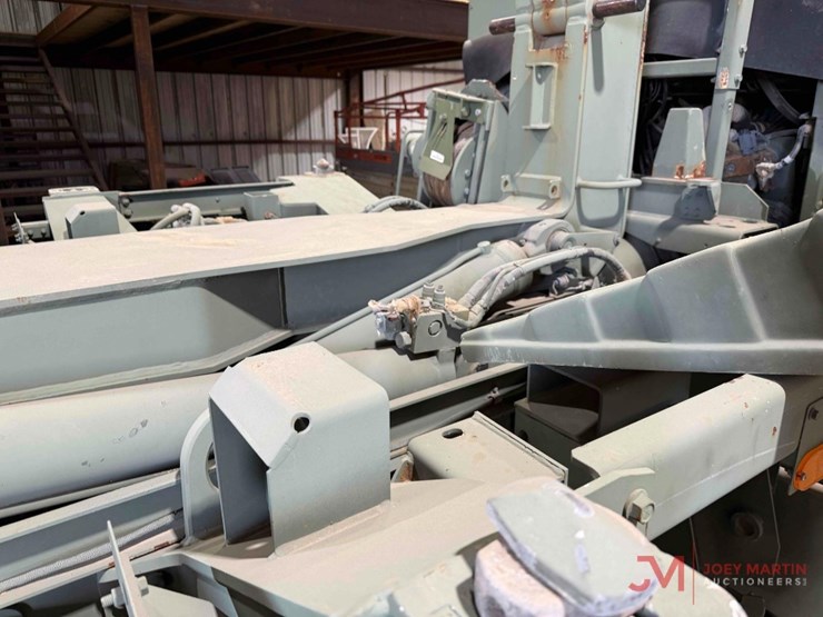 2010-caterpillar-c15-image-49