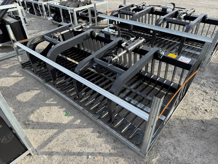 #2066-•-unused-jct-80"-skid-steer-rock-grapple-bucketinv#-36011-image-3