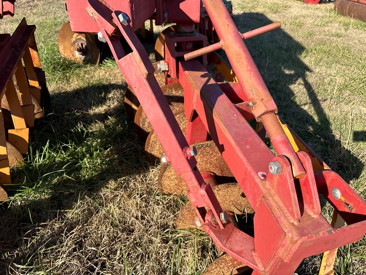 #35840-•-tandem-levee-plow-w/seed-box-image-6