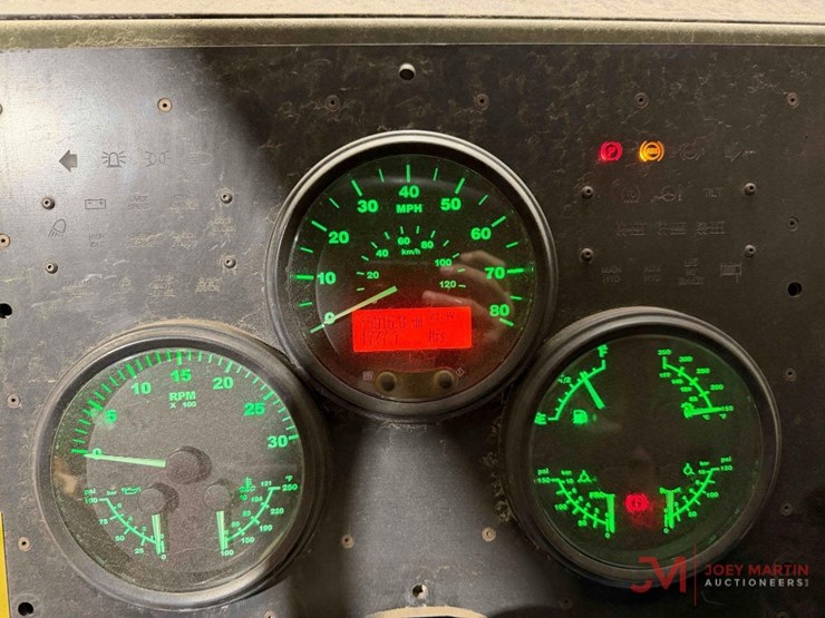 2010-caterpillar-c15-image-63