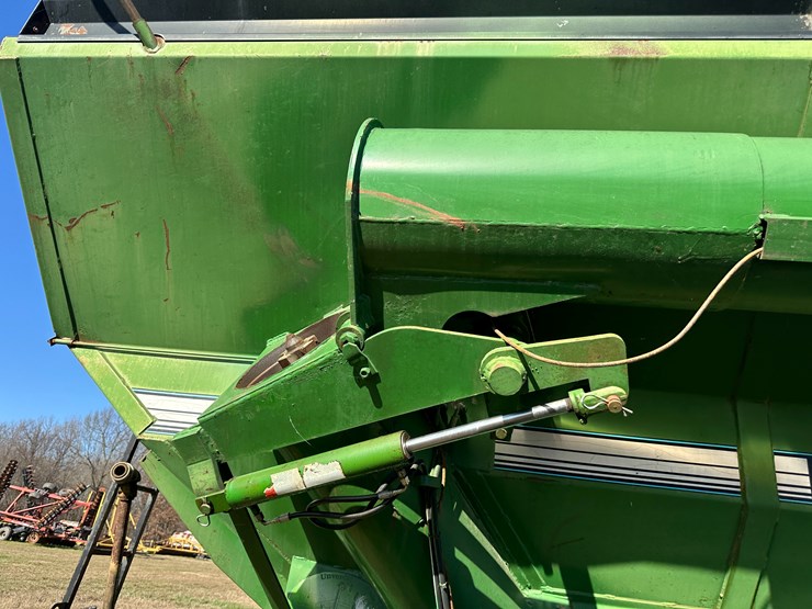 #35812-•-brent-grain-cart-image-18
