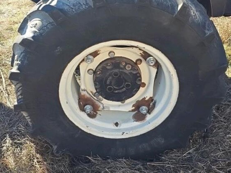 2007-new-holland-tn85a-image-33