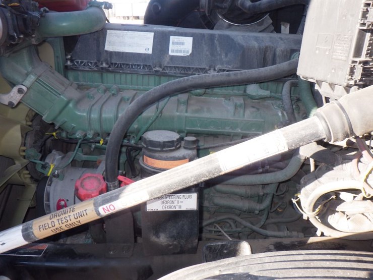 2020-volvo-vnl-760-image-20