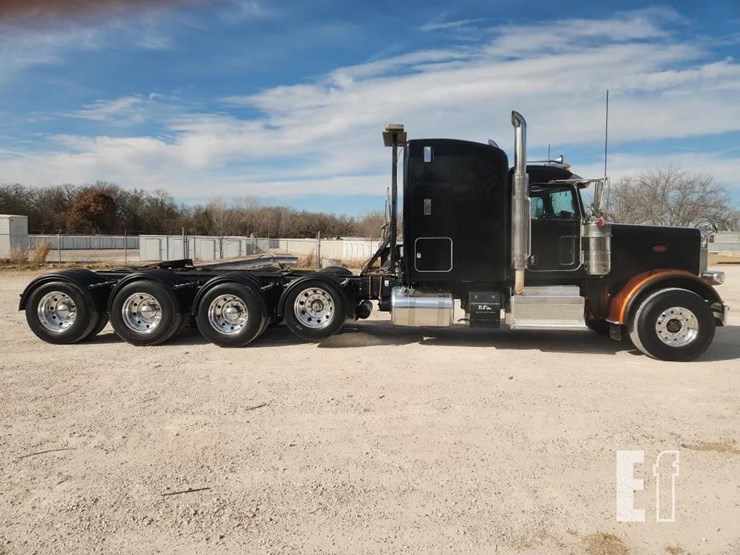 2016-peterbilt-389-image-6