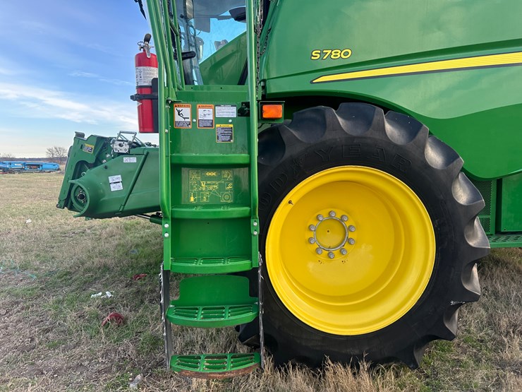 2018-john-deere-s780-image-109