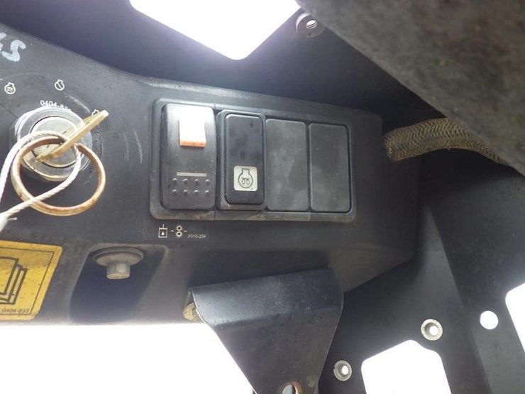 2019-asv-rt-25-skid-steer-tractor-loader-image-25