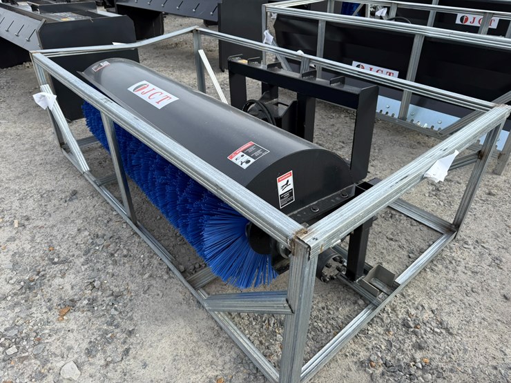 #2088-•-unused-jct-6'-skid-steer-sweeperinv#-36034-image-3