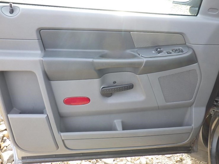 2009-dodge-2500-image-20